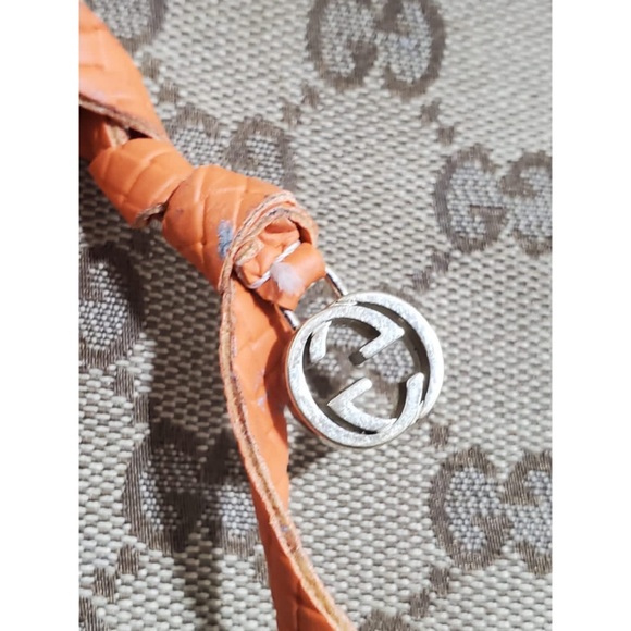 Authentic GUCCI Monogram Medium Bree Zippered Shoulder Bag - Picture 10 of 14